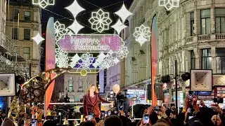 London Celebrates Ramadan 2026 🌙 | West End Walking Tour in the Rain | 4K HDR