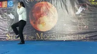 A place with no name White Jacket Right Angle | Michael Jackson Impersonator