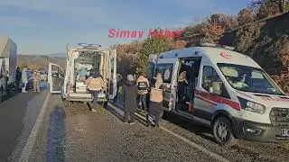 Simav gediz karayolunda feci kaza 1 &ouml;l&uuml; 12 yaralı