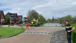 Lifeliner 4 PH-LLN te Delfzijl na Crash motorrijder na Politie-achtervolging 10-05-2021