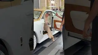 👸🏽 🏰 👠 #dubai #bts #shopping #viralshort #automobile #fashion #trend