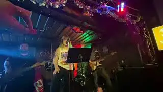 Sweet child o’ mid Guns N’ Roses JERUZALEM @ สหายกำนัน
