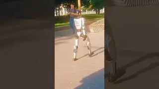Робот на улицах Москвы🤣 #shorts #robot #moscow #travel #russia #tourism