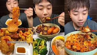 Mukbang eating braised pork with vermicelli, fried leeks with eggs, fried mushrooms, Li Xiao Mukbang