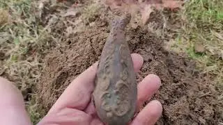 METAL DETECTING THE 1740 HOUSE