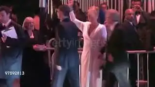 Meryl Streep leaves Sunset Tower Hotel in West Hollywood