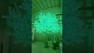 Maple leaf sound sensitive LED tree with Smart Control 3338 LEDs