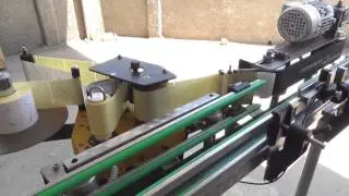 AUTOMATIC LINEAR LABELING MACHINE
