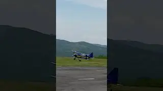 Split-S straight into a landing! 🎯✈️