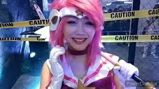 Star Guardian Lux Cosplayer From League Of Legend