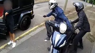 New video shows Mesut Ozil and Sead Kolasinac confronting knife-wielding moped thugs