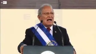 Sánchez Cerén asume la presidencia de El Salvador