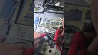 IPhone 8 Plus no power probl&egrave;me short vdd-main ايفون ٨  مشكل  لايشتعل