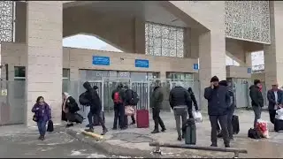 Iranian travellers cross into Turkey to be able to keep working around internet blackout