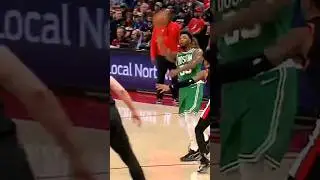Marcus Smart Passover defenders to find Jaylen Brown for alley-oop layup #nba