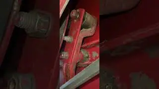 remove shaker arm right side 1660 combine