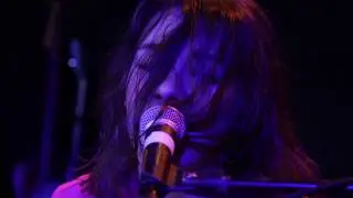 GIUDI E QUANI - HANG YOUR EARRINGS