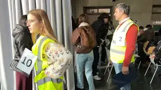 Unes 3.000 persones es presenten a l’examen teòric del carnet de conduir a Tarragona per reduir les