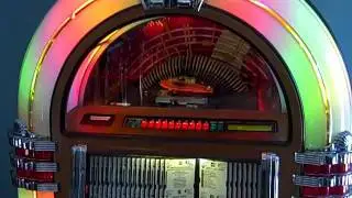 For Sale: ROCK-OLA CD BUBBLER Jukebox www.jukeboxdon.com