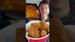 Let&rsquo;s Eat the Best Chicken @jollibeeus 🤯🔥 #jollibee #friedchicken #friedchickenlover #fyp #fypシ