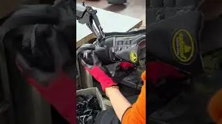 #SafetyShoes manufacturers are looking for agents &distributors#SAFETOE #workboot #PPE #Shorts #OEM