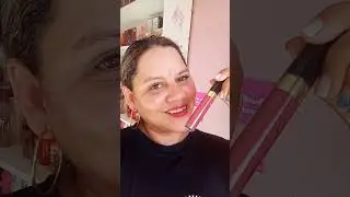 Batom l&iacute;quido Power Stay.  Cor: Vermelho terra
