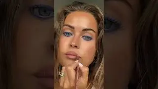 AD &mdash; Blue eyeliner is definitely back @YSLBeautyOfficial #advertisement