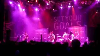 Flight of the Navigator & Gaia Bleeds - Set Your Goals
