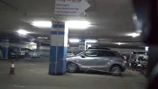 Parking fee vasooli at BM Habitat Mall, Mysore - 21-9-2018