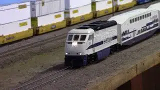 Athearn Metrolink F59PHI with Tsunami sound.