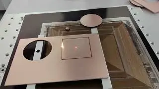 50w fiber laser marking machine cut PCB board