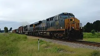 CSX L657 Rolls Through The Scotia SC Defect Detector On The Columbia Subdivision