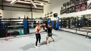 Beaumer Girl Pad Work Teaching Upper Cuts - Reina #2