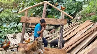 Vivir solo en el bosque construyendo un ba&ntilde;o en la naturaleza