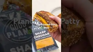 Plant-based patty melt perfection!  #goodplanet #eatgood #veganrecipe #vegancheese #pattymelt