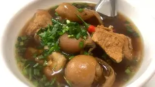 Noy is LIVE! Authentic Khmer Pork Leg & Lime Soup (Ngam Ngov)🇰🇭 #cambodia #cooking #food #healthy
