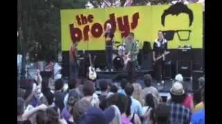 The Brodys - Fat Bottomed Girls
