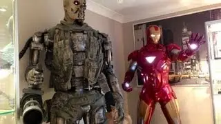 LIFE SIZE TERMINATOR SALVATION T-600