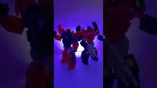 Bots Reunited! Jumpstart your week with Topspin & Twin Twist!
