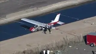 Plane goes down in Mesa canal