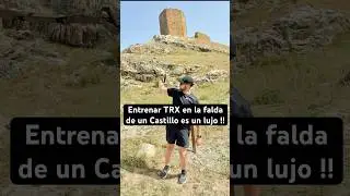 Entrenar TRX en la falda de un CASTILLO es un lujo 🏰🔥 #shorts