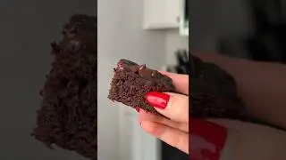 EASY & Healthy Zucchini Brownies
