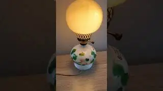 Thrift store flips! Found a vintage lamp! #flips #vintage #thriftstorefinds #lamp