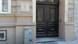 Wrocław, kamienica przy ulicy Trzebnickiej w której mieszkała Anna German VID 20220627 114019