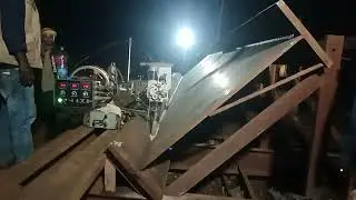 Steel Bridge Girder saw welding ho raha hai