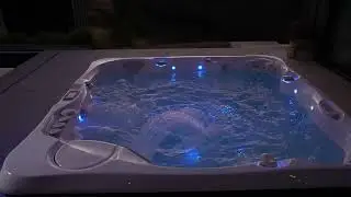 Cada cu hidromasaj de exterior model Geneva, Caldera Spas
