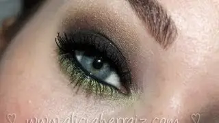 Maquillaje ahumado + verde lima