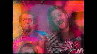 LA GUITARRA LOS AUTENTICOS DECADENTES EN ECUADOR 1997 PROGRAMA IGUANA LEGAL