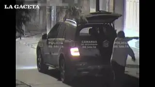 Escal&oacute; por las paredes de una casa y lo descubrieron