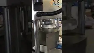 Blik kan automatische vacu&uuml;mbliknaadmachine,automatische servo ingeblikte voedselvacu&uuml;mblikafdichter